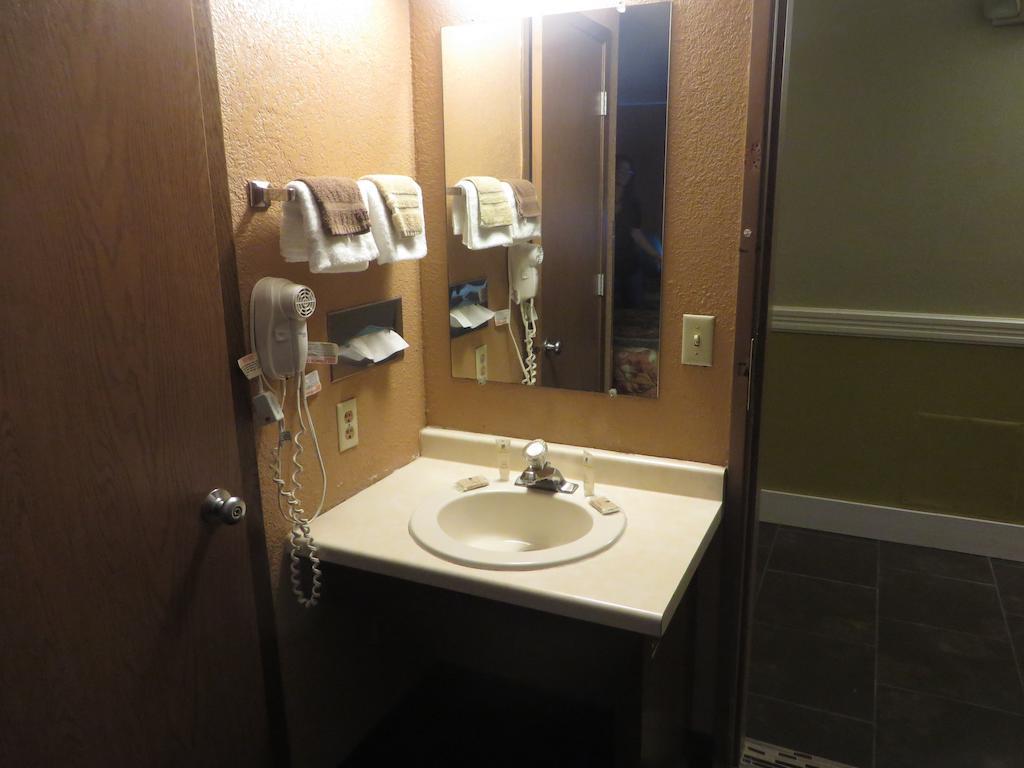 Riverside Suites North Mankato Bilik gambar